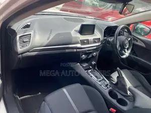 Mazda Axela 2018 White