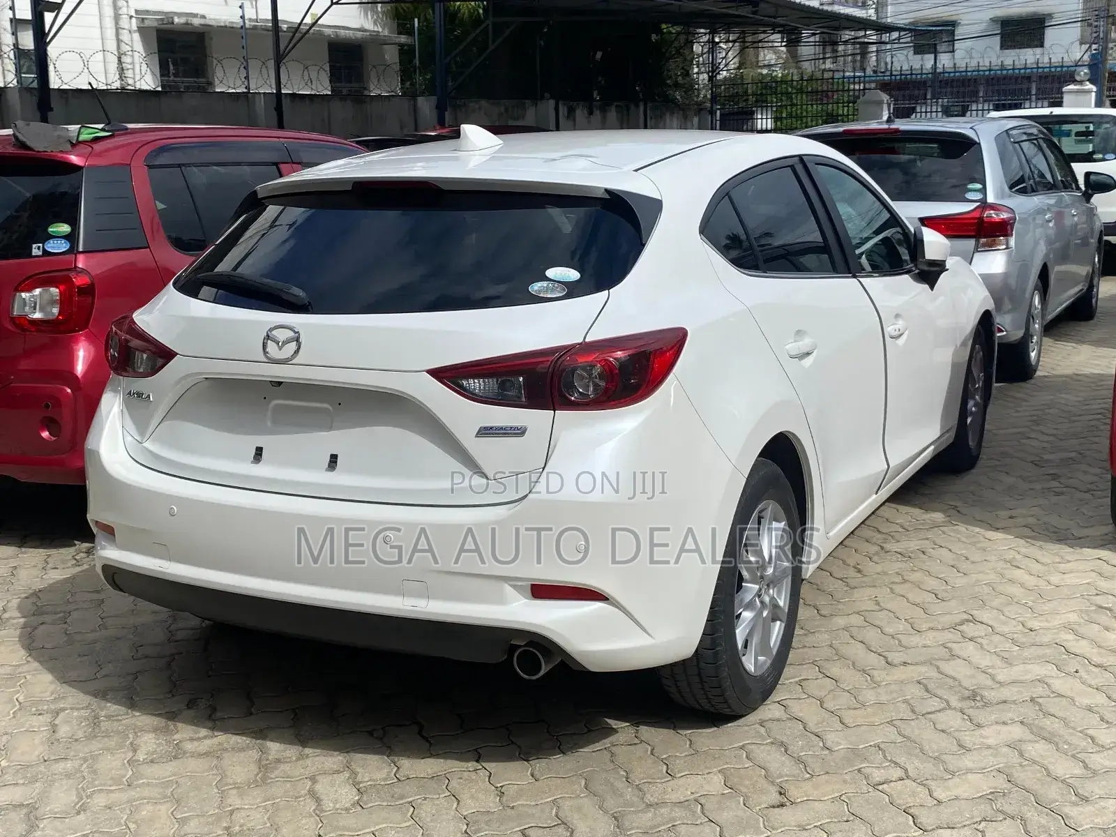 Mazda Axela 2018 White