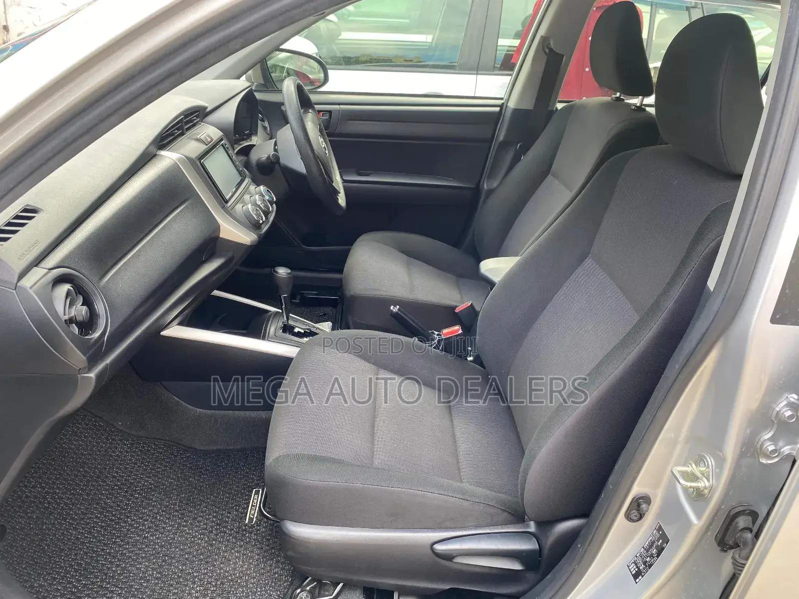 Toyota Corolla Fielder 2018 Gray