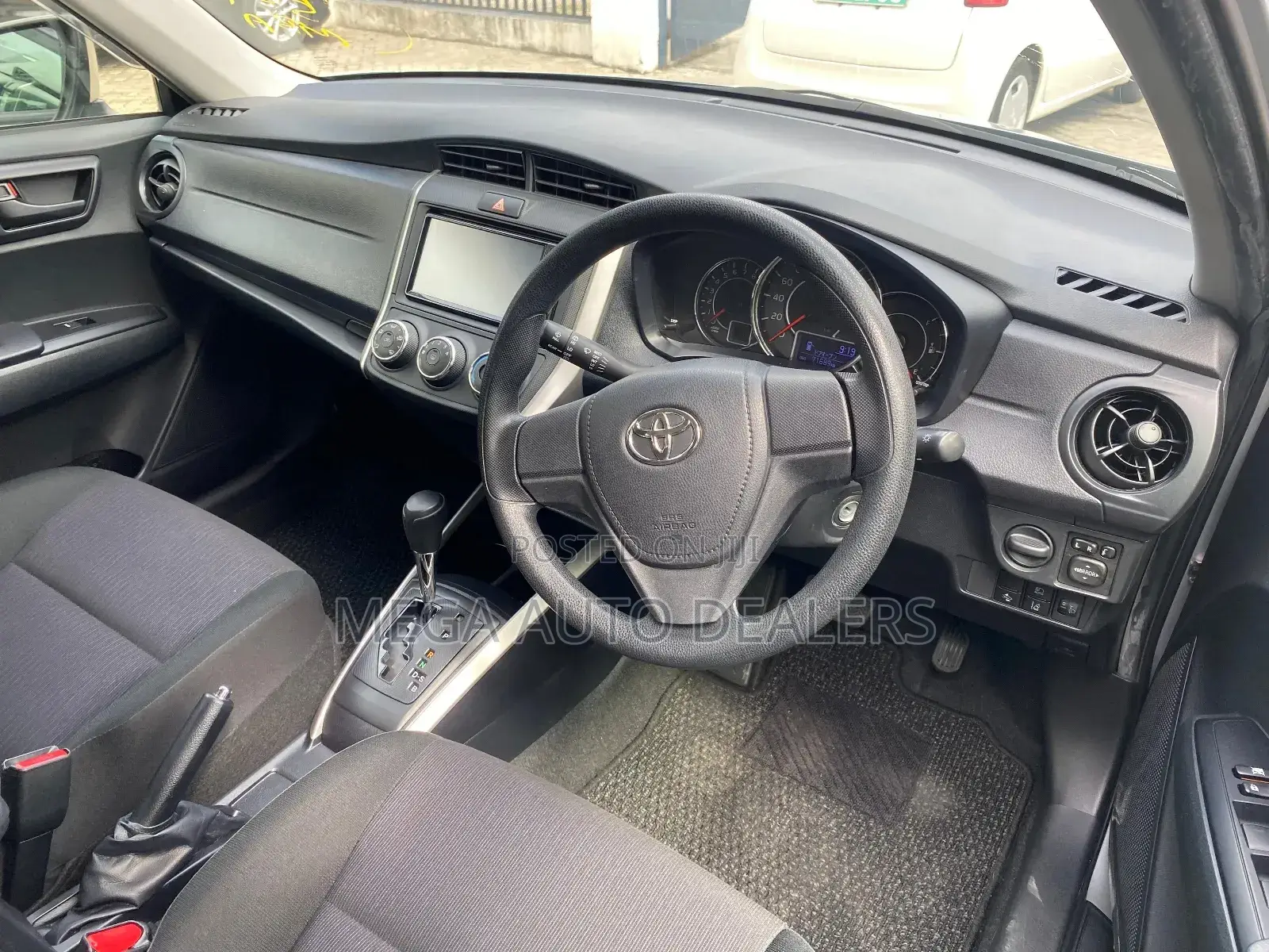 Toyota Corolla Fielder 2018 Gray
