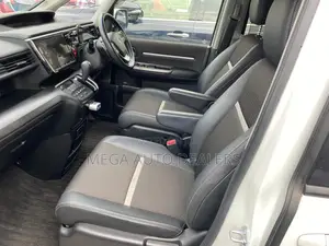 Honda Stepwgn 2018 White