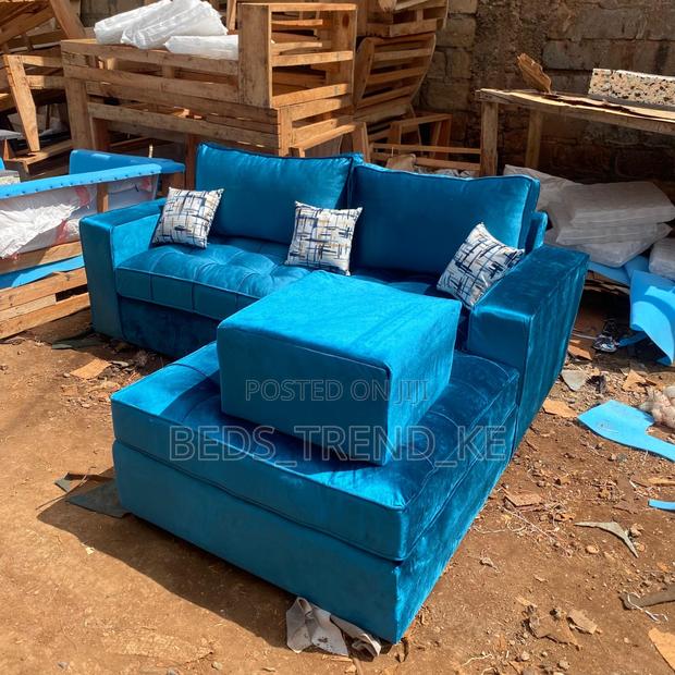 Modern Cushy Classic 6 Seater L Seat