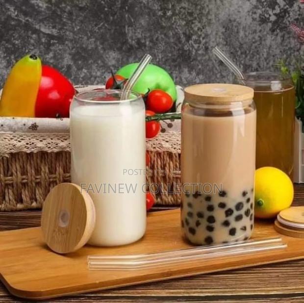 500ml Borosilicate Glass With Straw and Bamboo Lid