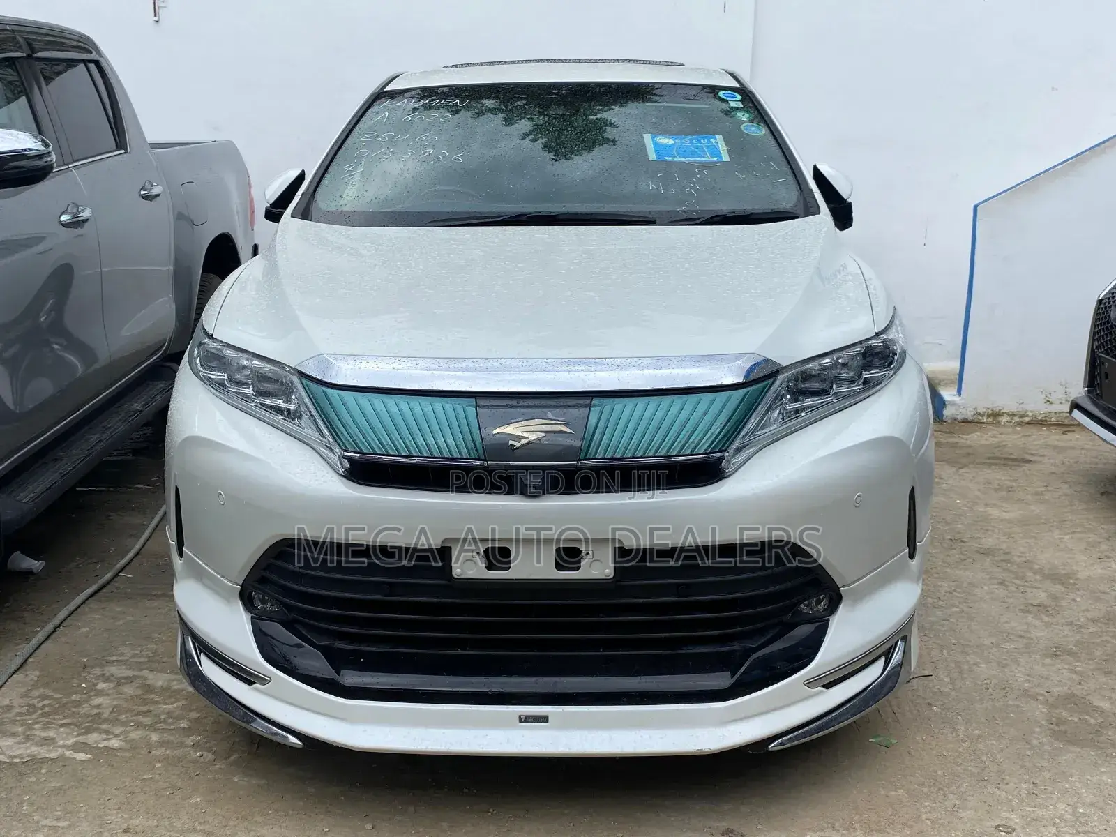 Toyota Harrier 2018 White