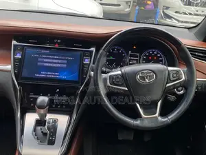 Toyota Harrier 2018 White