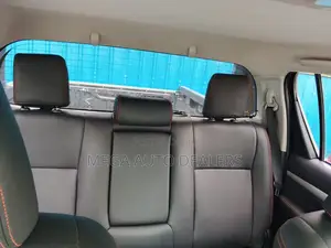 Toyota Hilux 2016