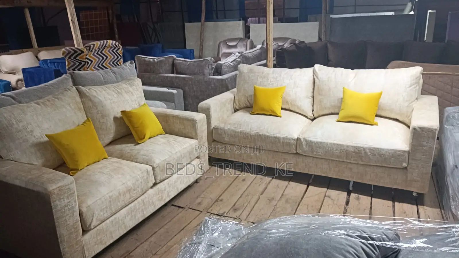 Comfortable 5 Seater Sofa 3,2