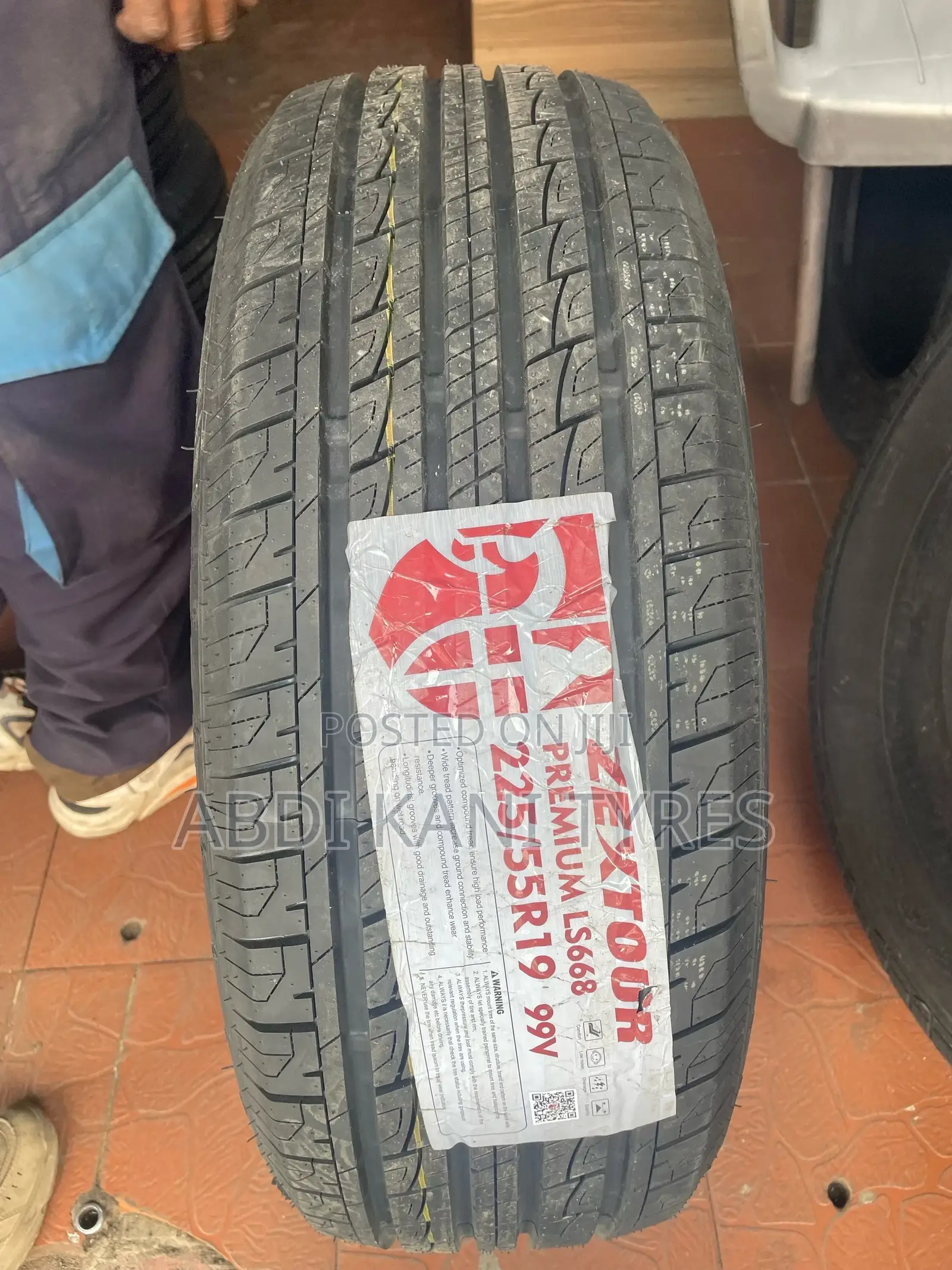 225/55r19 Zextour