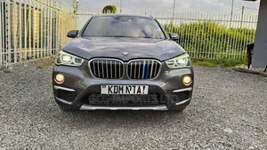 BMW X1 xDrive28i 4dr SUV AWD (2.0L 4cyl Turbo 8A) 2015 Gray
