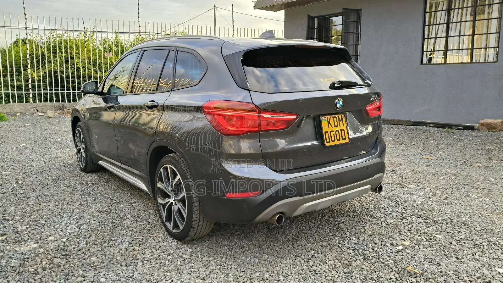 BMW X1 xDrive28i 4dr SUV AWD (2.0L 4cyl Turbo 8A) 2015 Gray