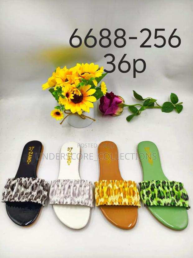 Assorted Colours and Designs Ladies Sandals - thumbnail 3