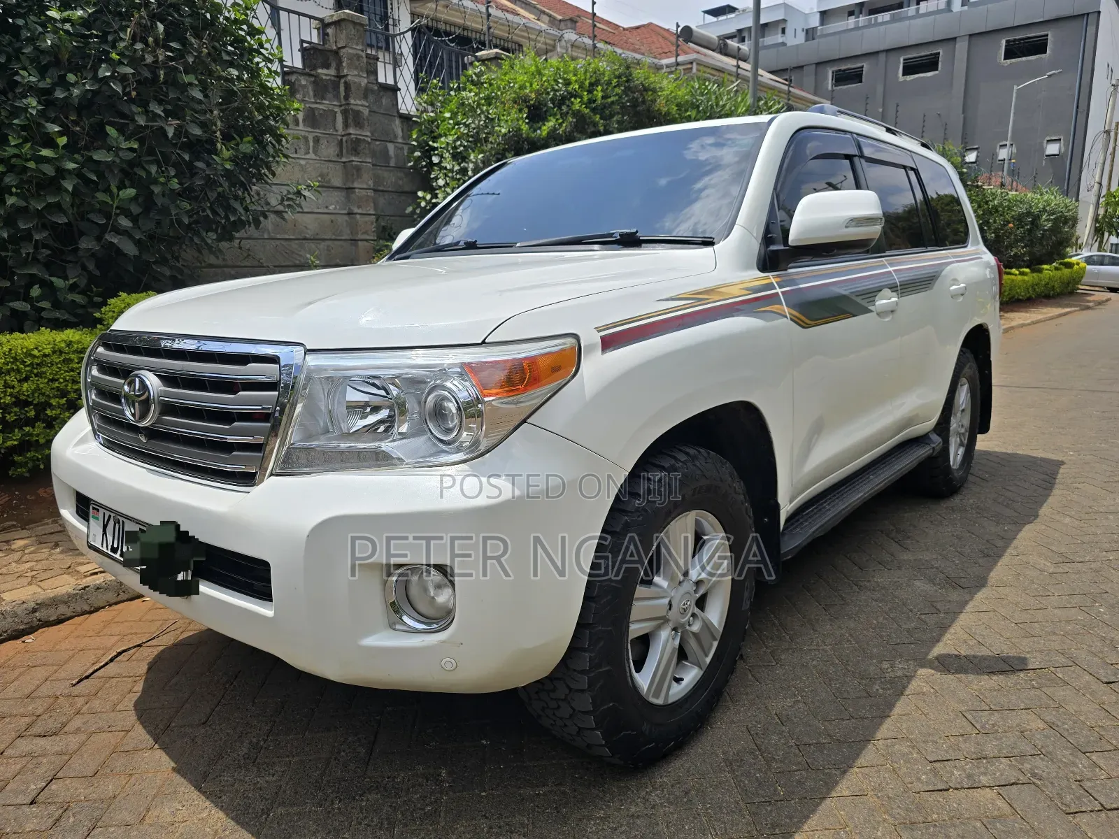 Toyota Land Cruiser 2015 White