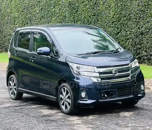 Nissan Dayz Highway Star G 2018 Purple