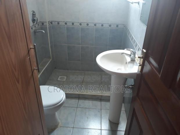 4bdrm Duplex in Lavington for sale - thumbnail 6