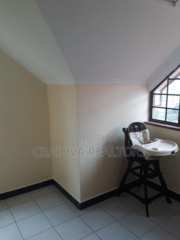 4bdrm Duplex in Lavington for sale - thumbnail 18