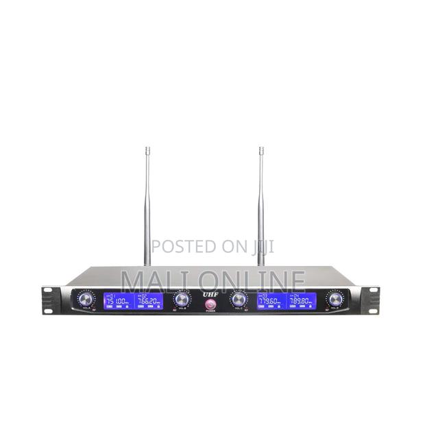 4-channel Uhf Wireless Microphone System 4 Lapel Mics - thumbnail 3
