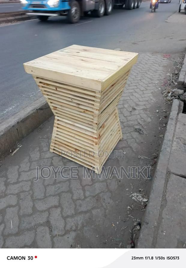 Barrel Pallet Square Bar Table 
