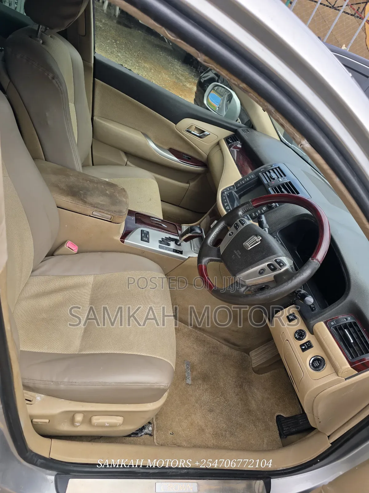 Toyota Crown 2012 Silver
