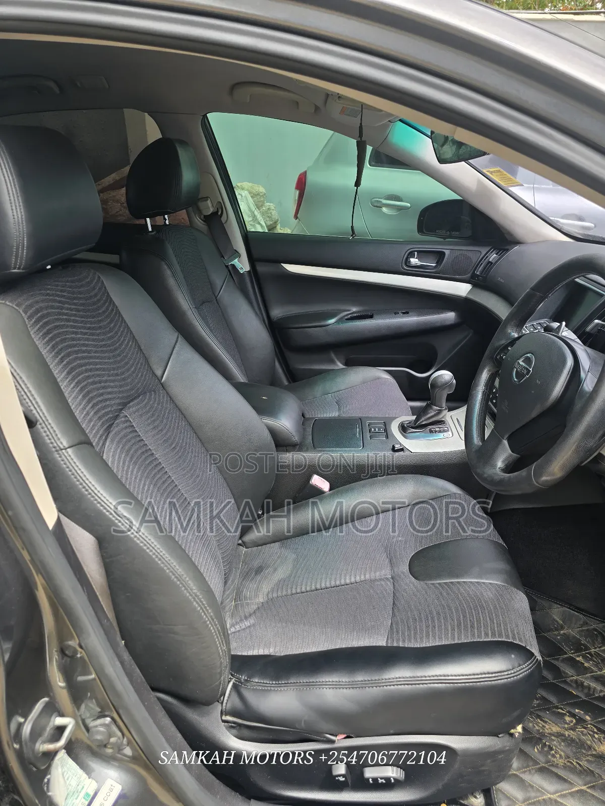 Nissan Skyline 2009 Gray