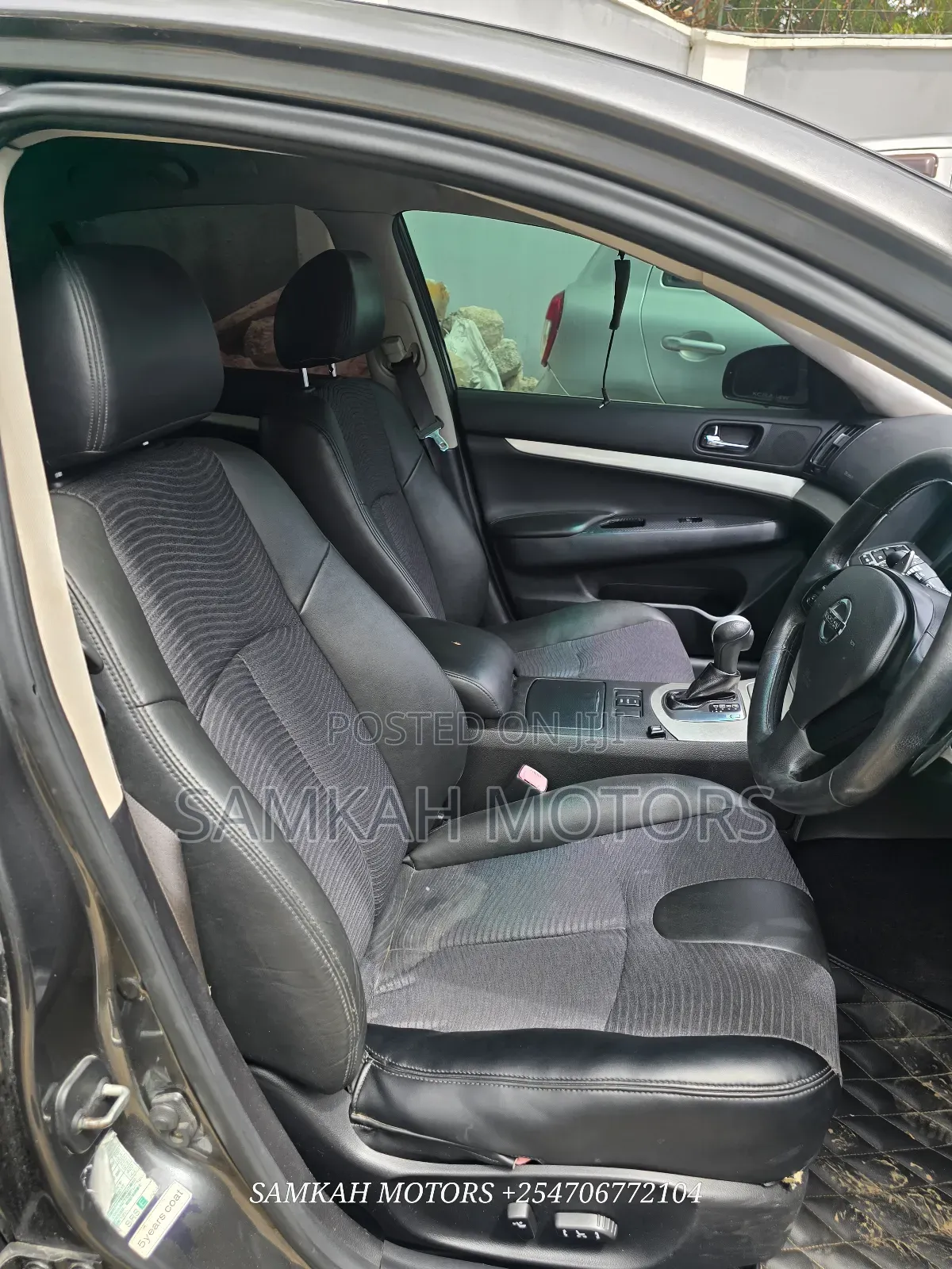 Nissan Skyline 2009 Gray