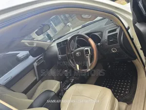 Toyota Land Cruiser Prado 2014 White