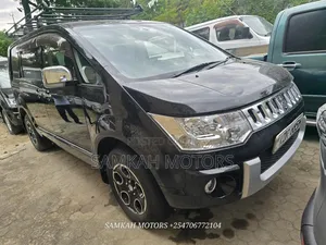 Mitsubishi Delica 2017 Black
