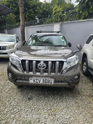 Toyota Land Cruiser Prado 2013 Brown