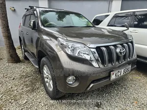 Toyota Land Cruiser Prado 2013 Brown