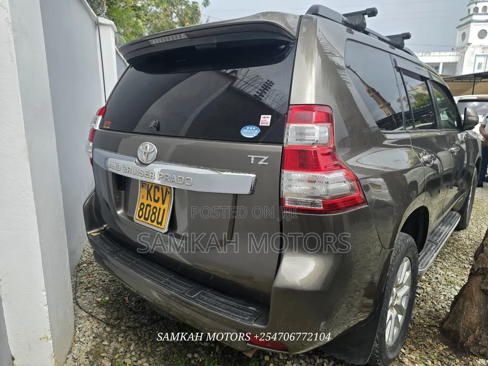 Toyota Land Cruiser Prado 2013 Brown