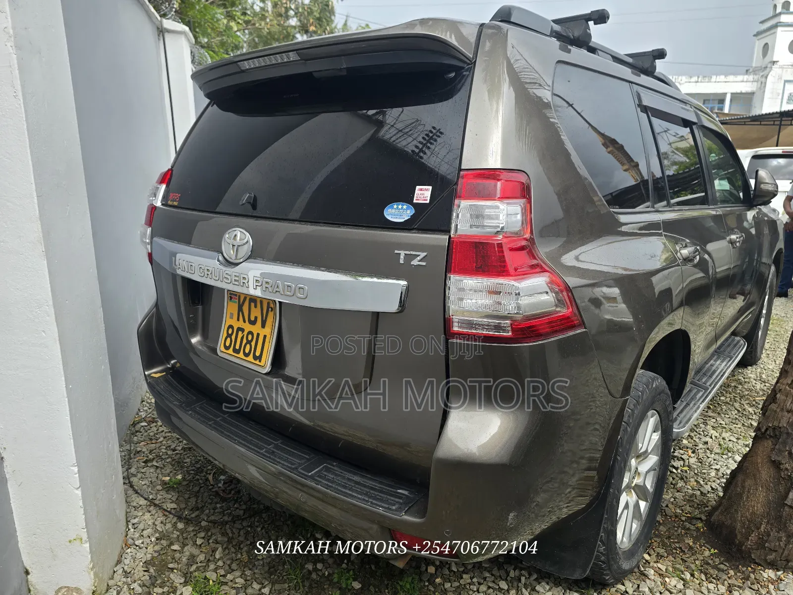 Toyota Land Cruiser Prado 2013 Brown