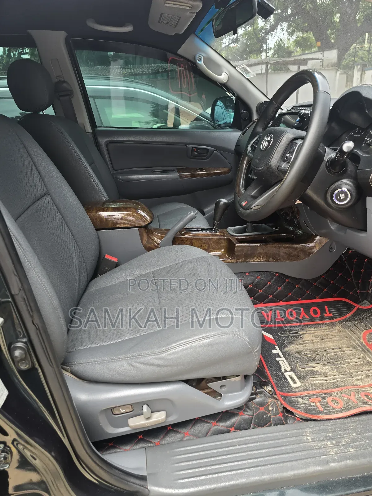 Toyota Hilux 2018 Green