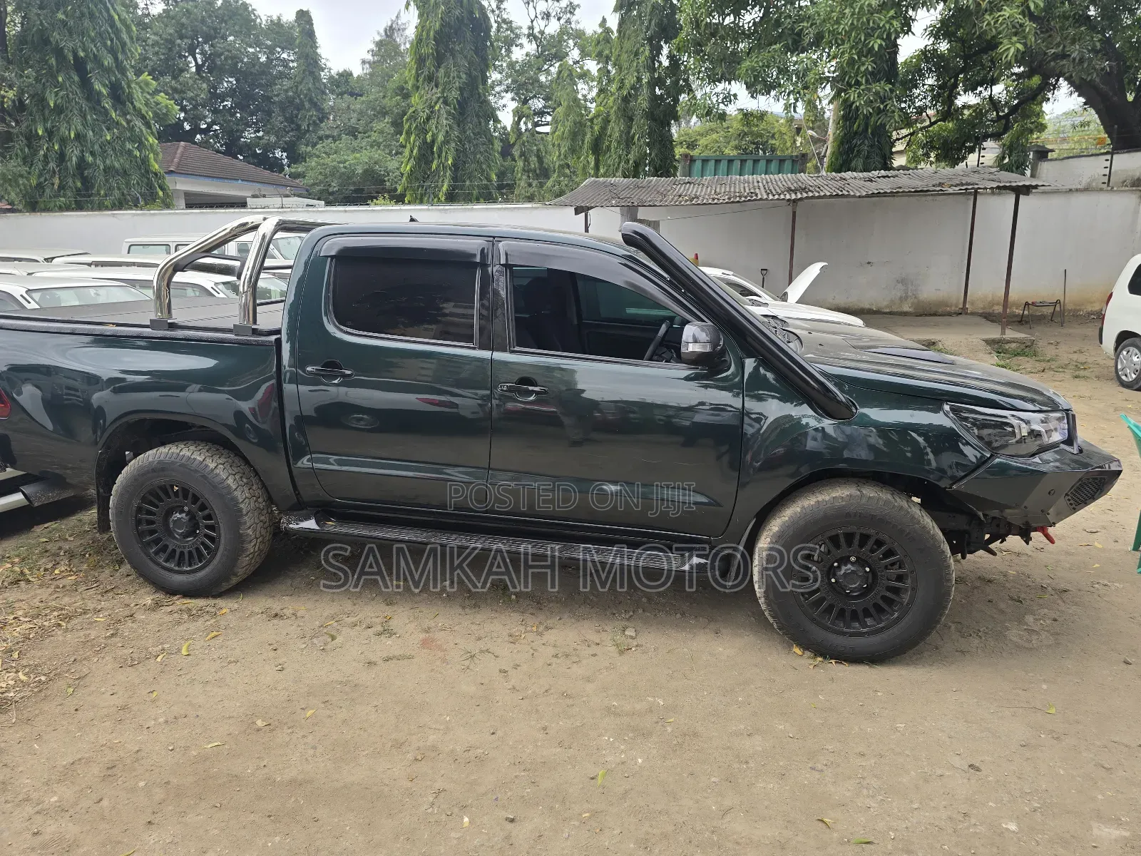 Toyota Hilux 2018 Green