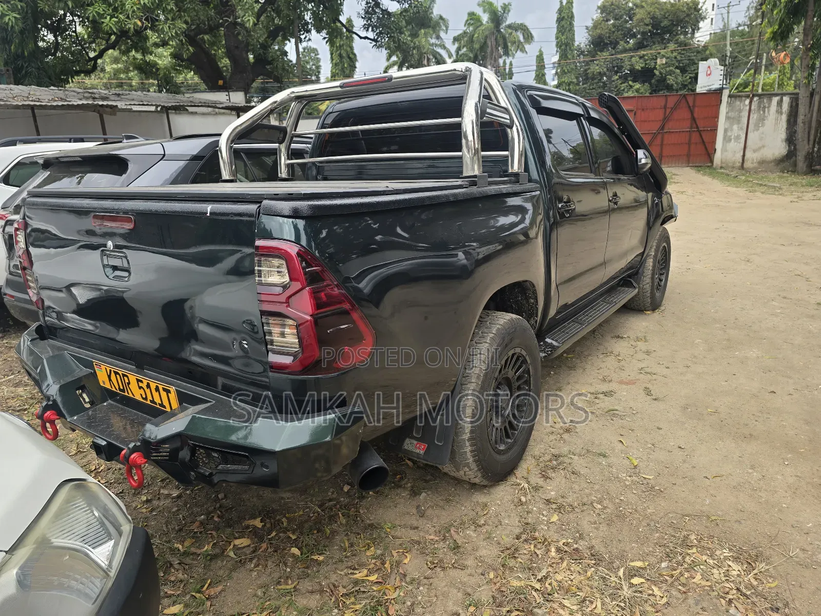 Toyota Hilux 2018 Green