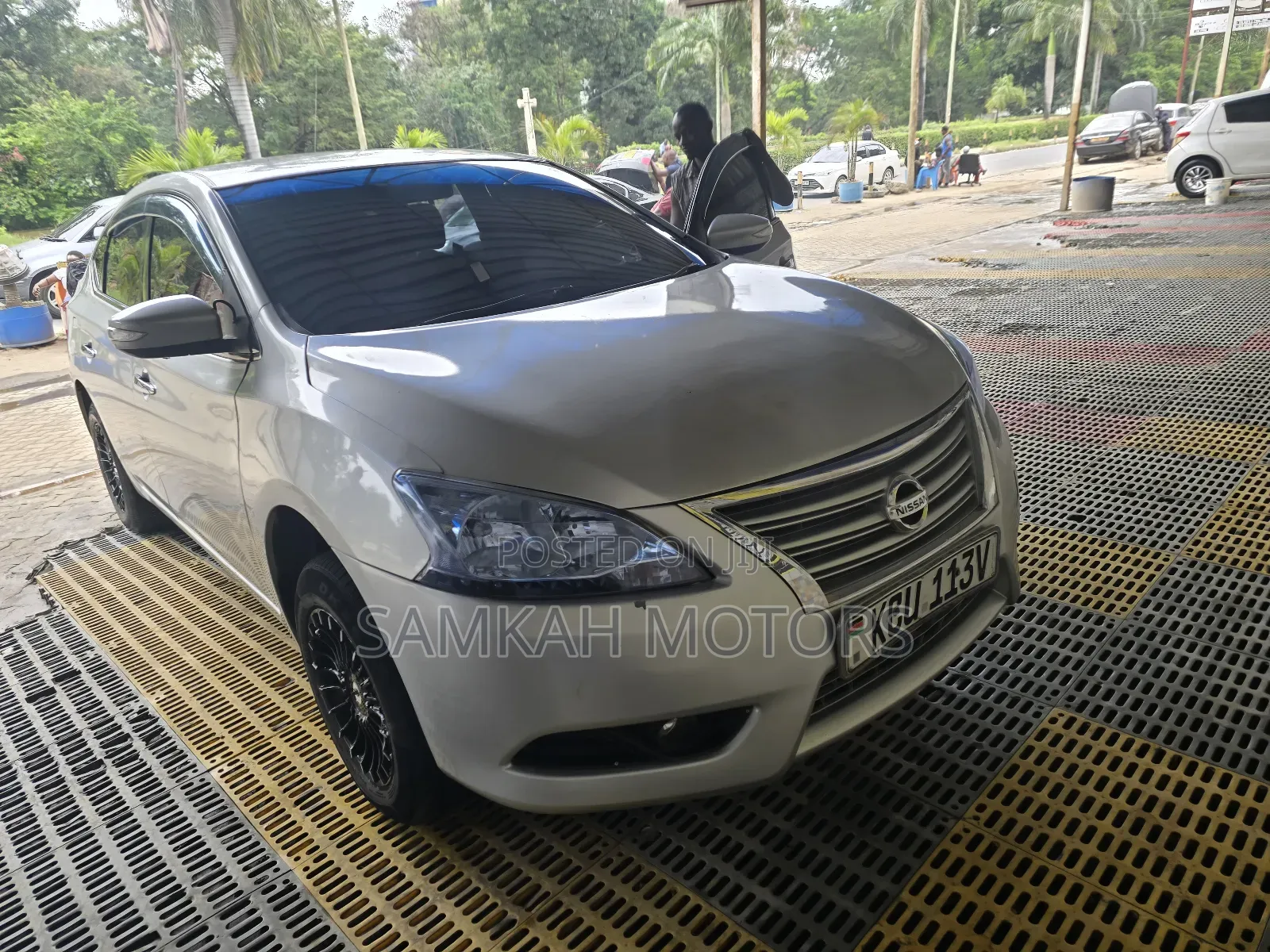 Nissan Sylphy 2013 Silver