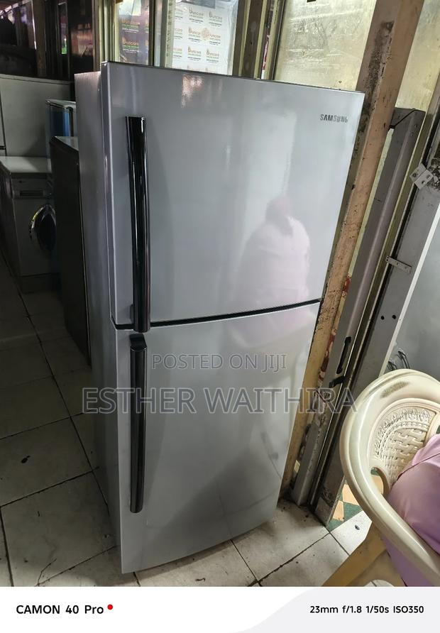Silver Non Frost Samsung Fridge - thumbnail 2