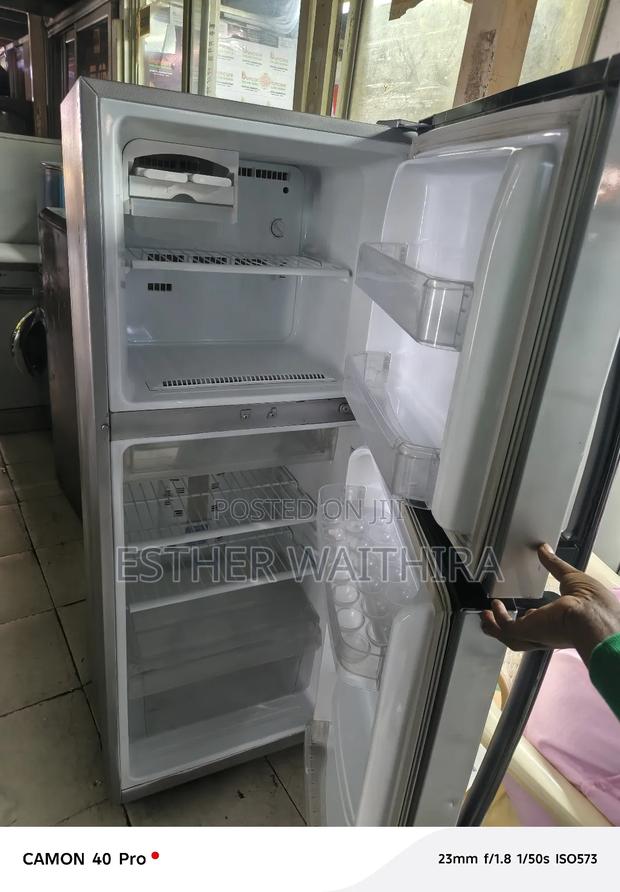 Silver Non Frost Samsung Fridge - thumbnail 4
