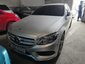 Mercedes-Benz C200 2017 Silver