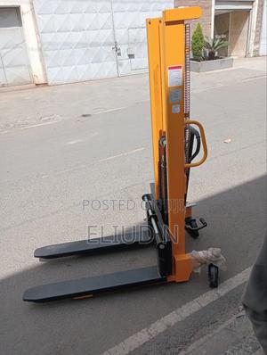 Lenhard Germany Hydraulic Stacker - thumbnail 2