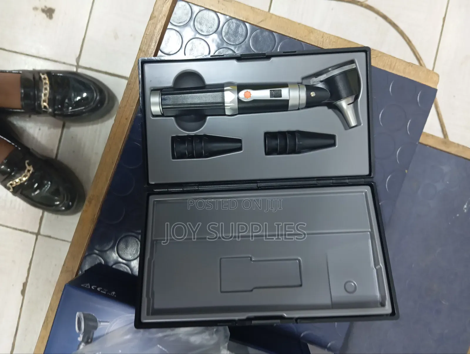 Otoscope With Case