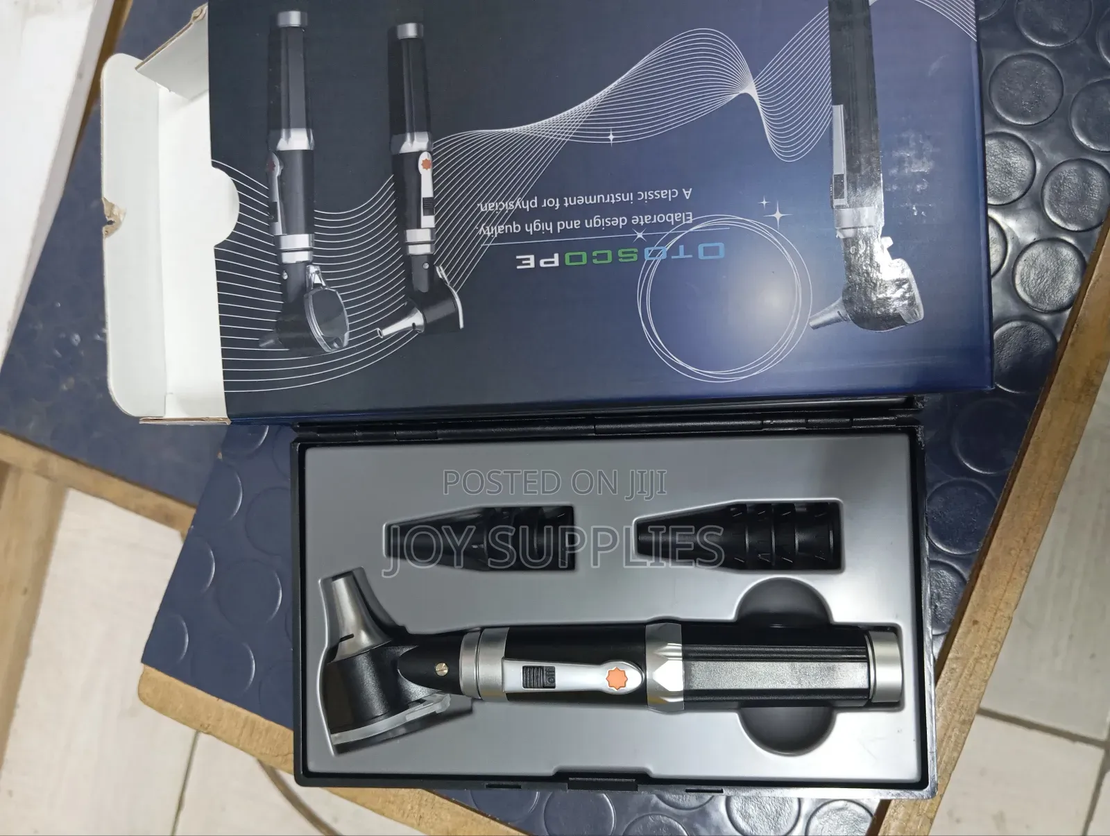 Otoscope With Case