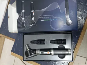 Otoscope With Case