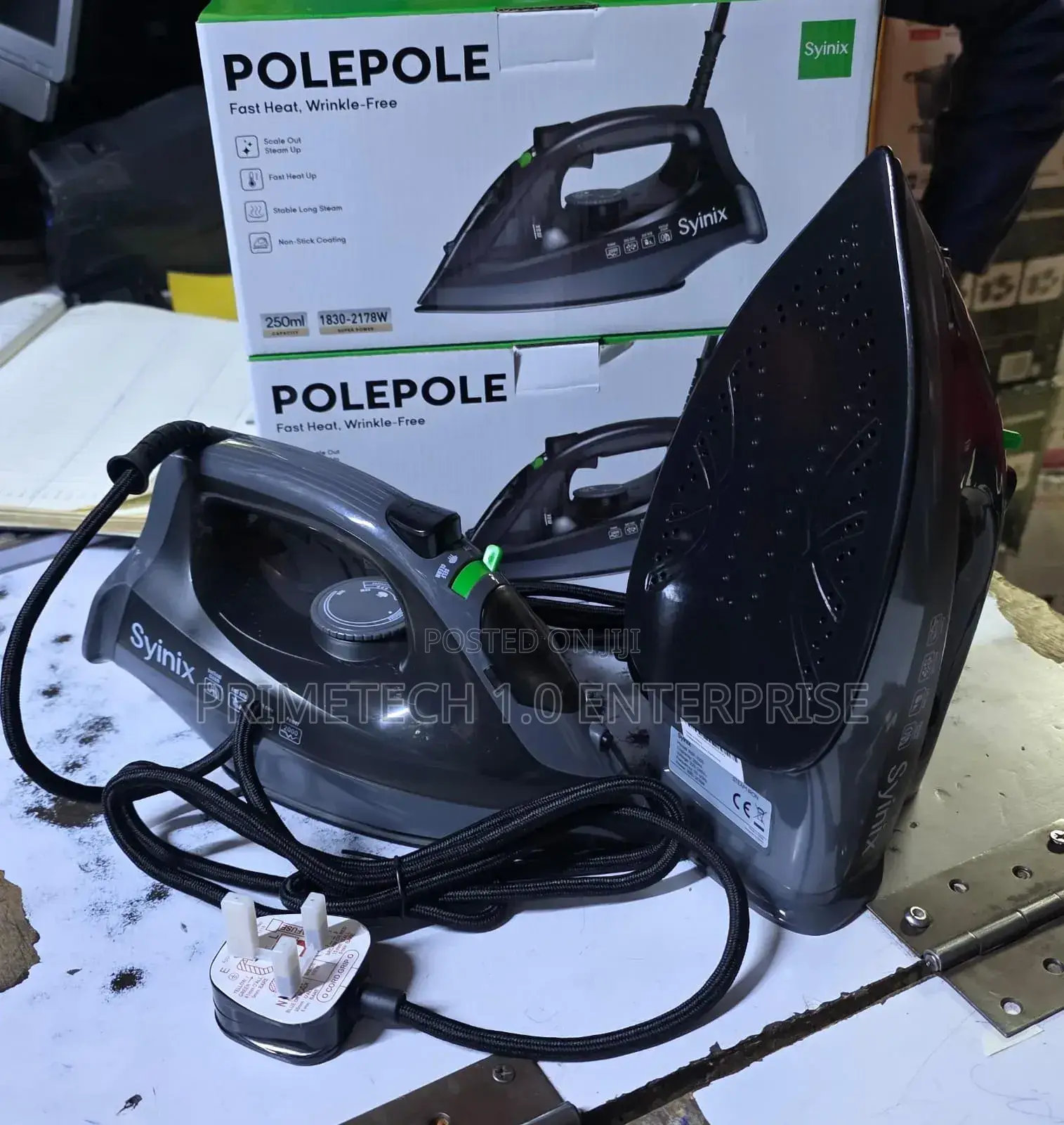 Synix Steam Iron Box