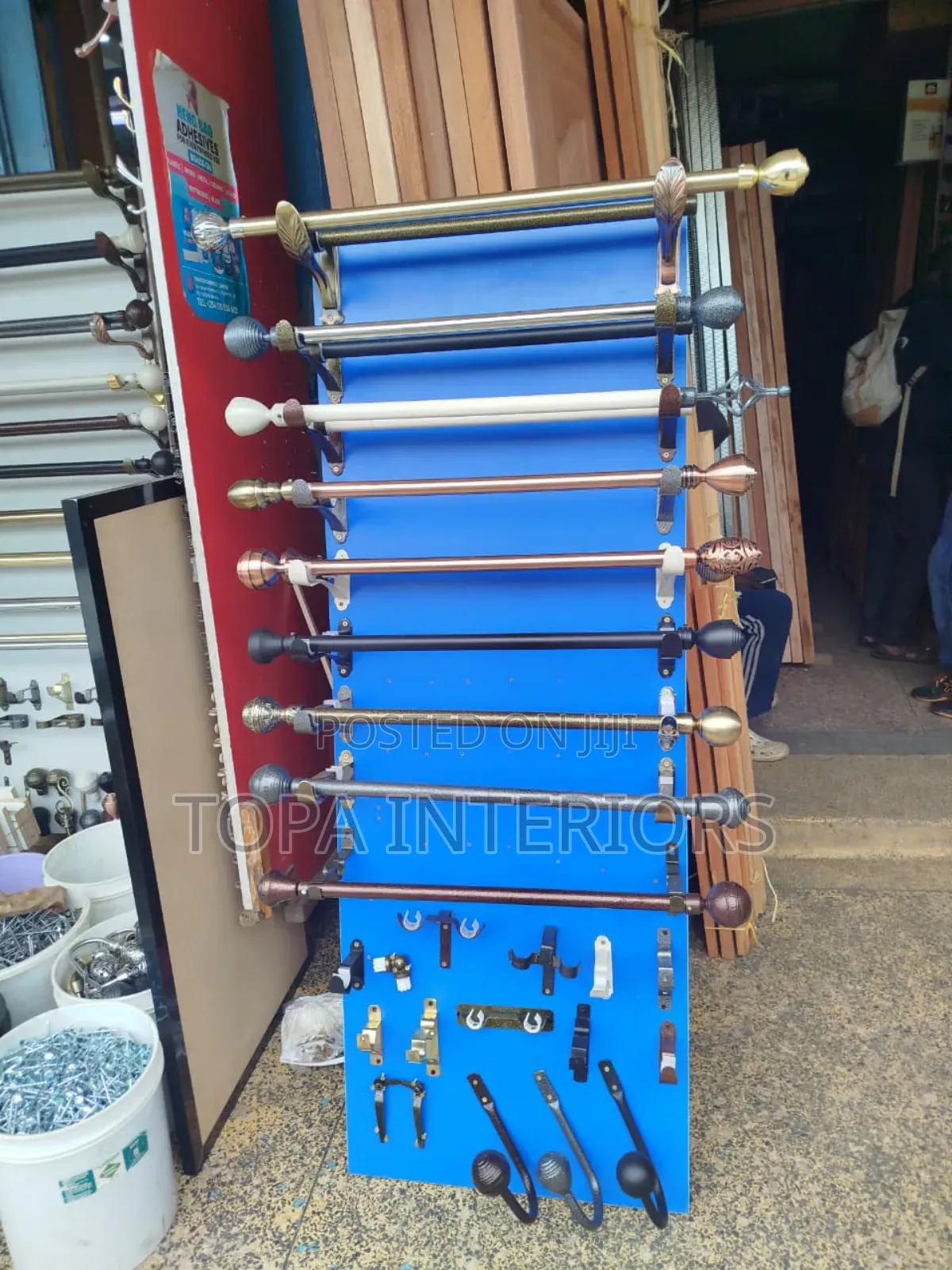Powder Coated Finish Curtain Rods for Windows and Doors