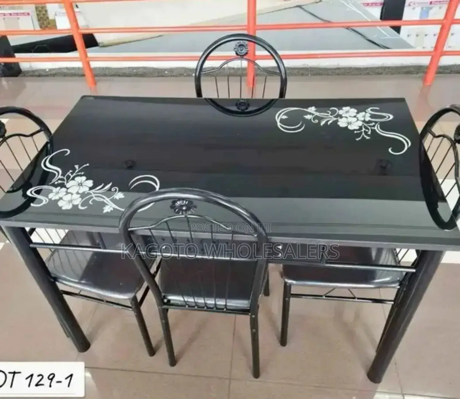 4 Sitter Dining Table Set /Black /Comfy *Dy-3t*