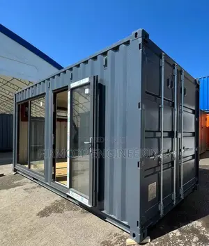 Display Shop Container