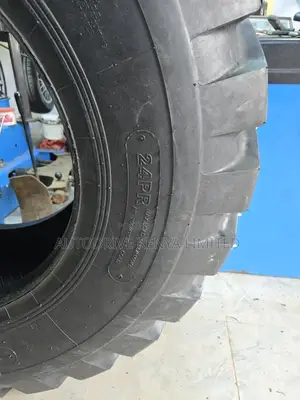 17.5 - 25 Road Hiker Industrial Tubetype Tire