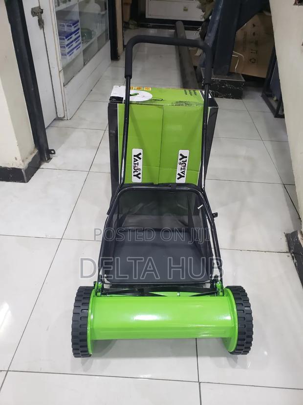 Modern Efficient Manual Lawn Mower - main view