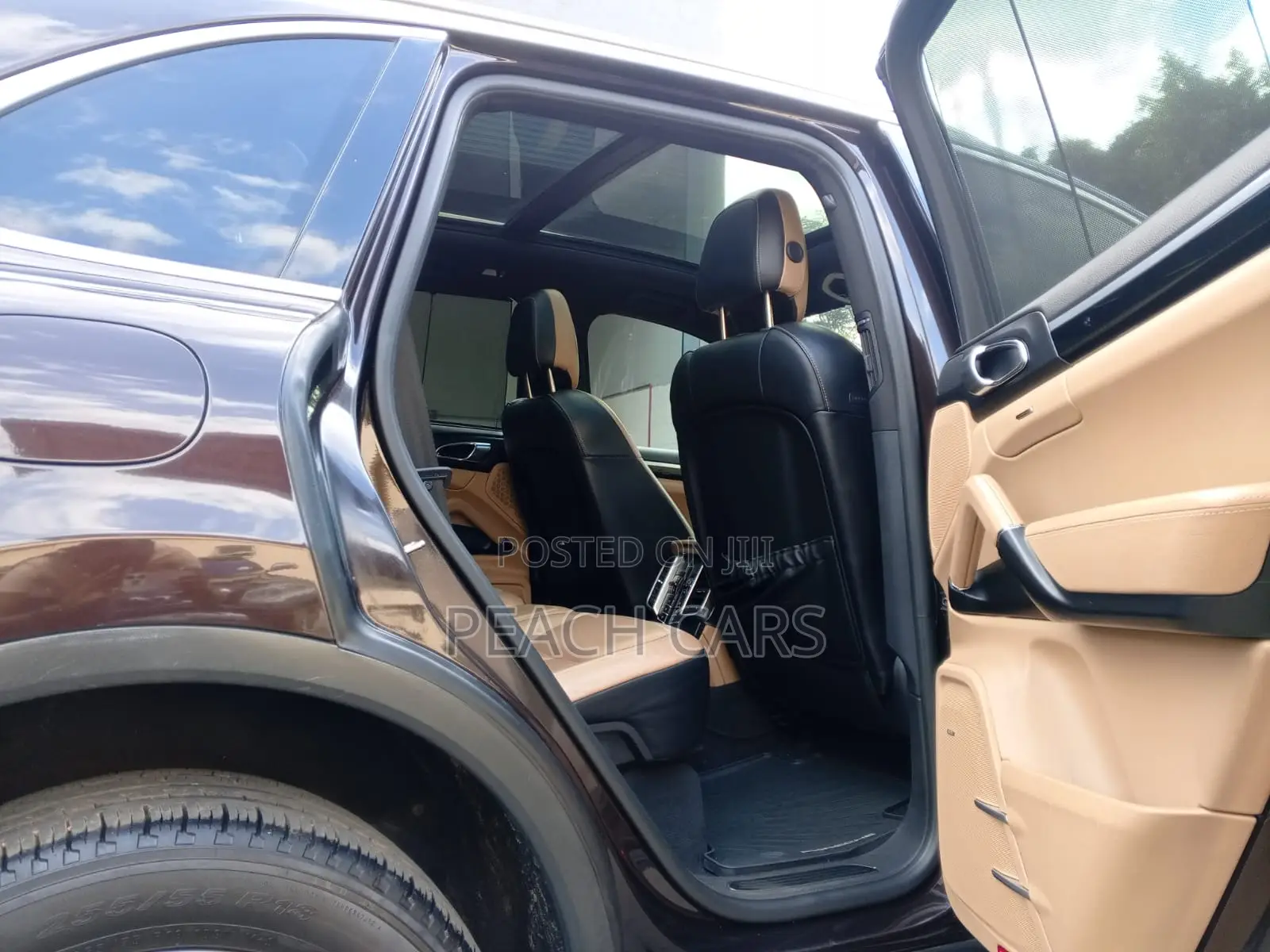 Porsche Cayenne 2016 Brown