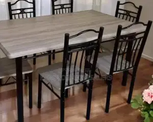Wooden Design 6 Sitter Dining Table /Brown/Executive *Dt*