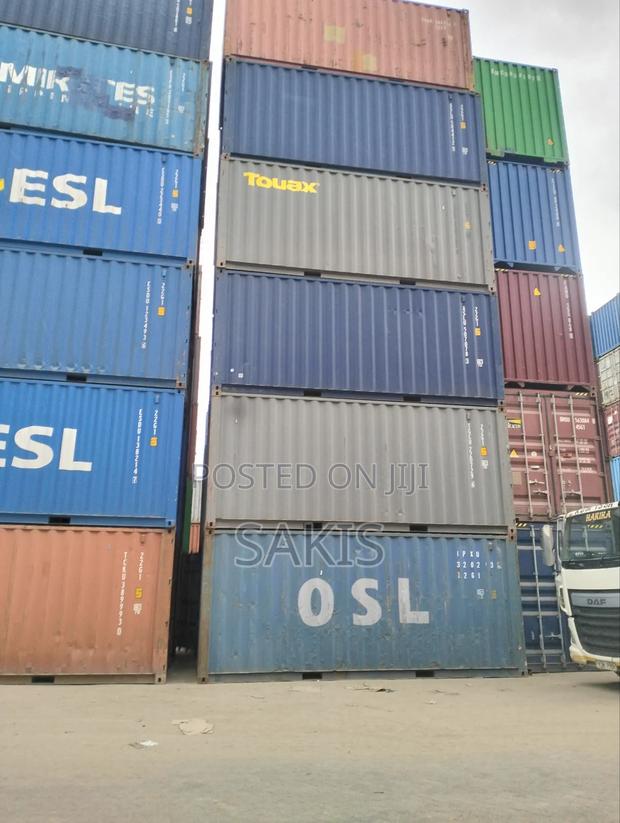 20 Feet Empty Shipping Containers - main view